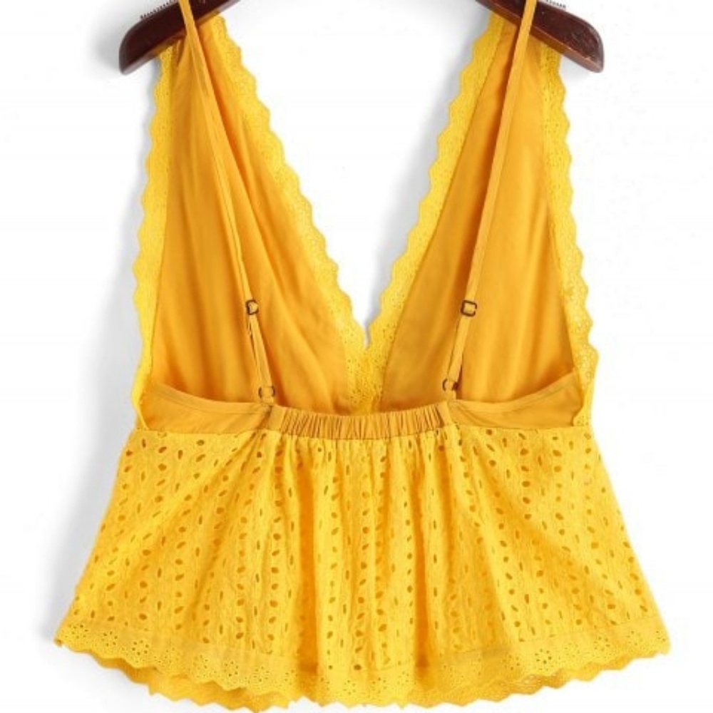 NWT Eyelet Plunging Tank Top - Picture 2 of 6